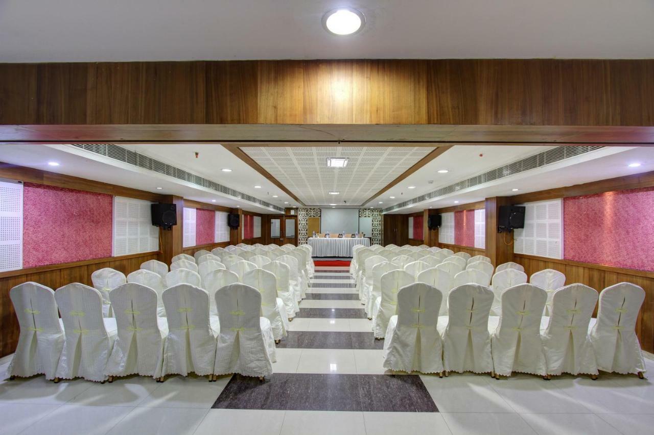 Hotel Prince Gardens Coimbatore Exterior photo